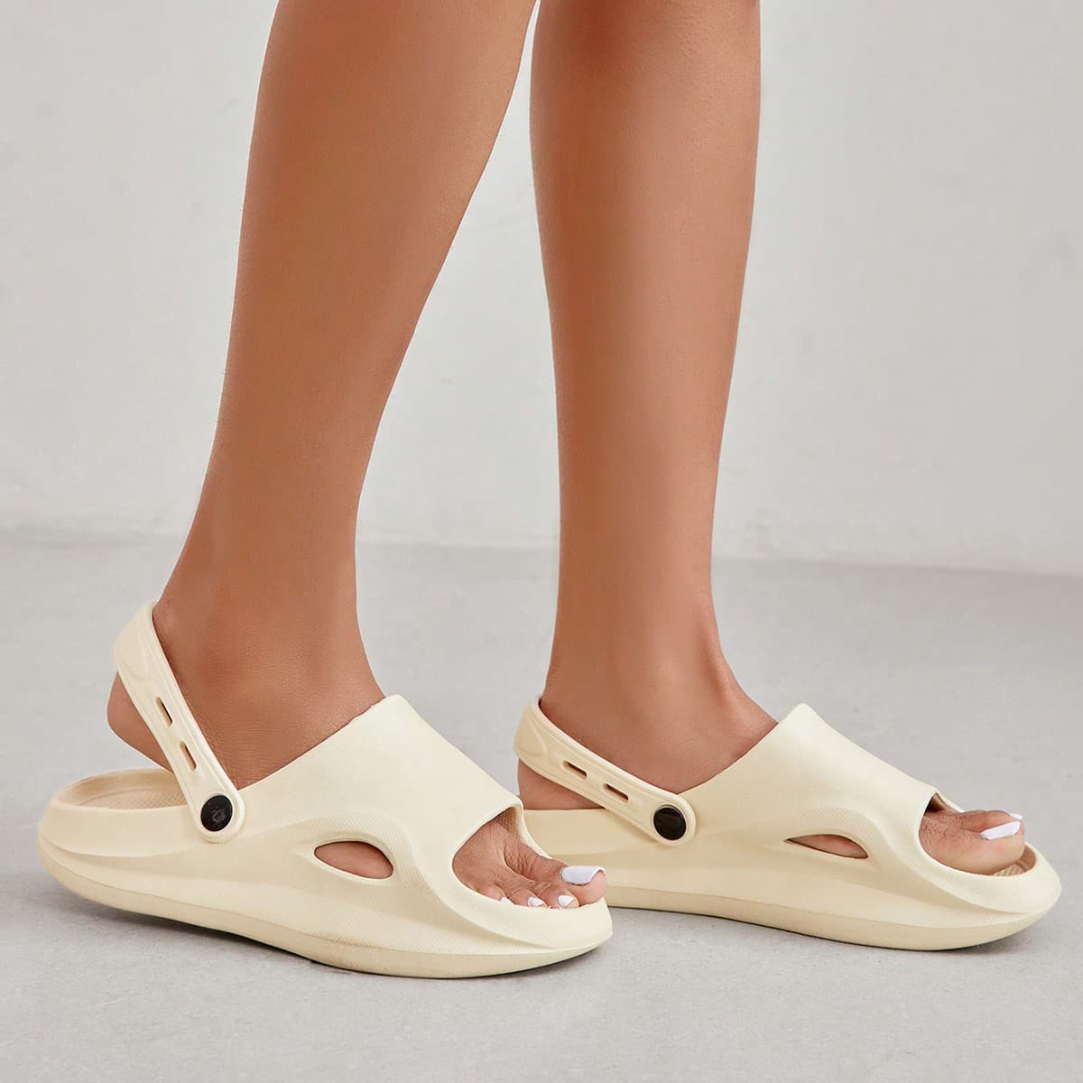 Chaussures pour femmes Sandales deux-en-un de couleur unie Ã la mode pour chaussures de vacances d'Ã©tÃ© Soldes d'Ã©tÃ©