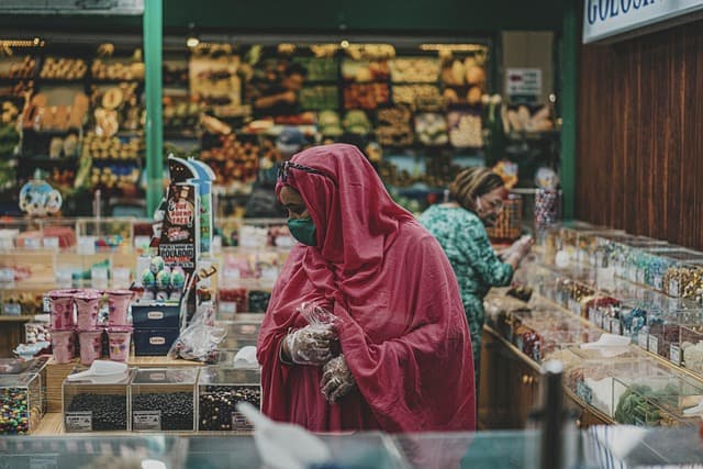 Comment bien préparer ses soldes d'été : Guide pratique